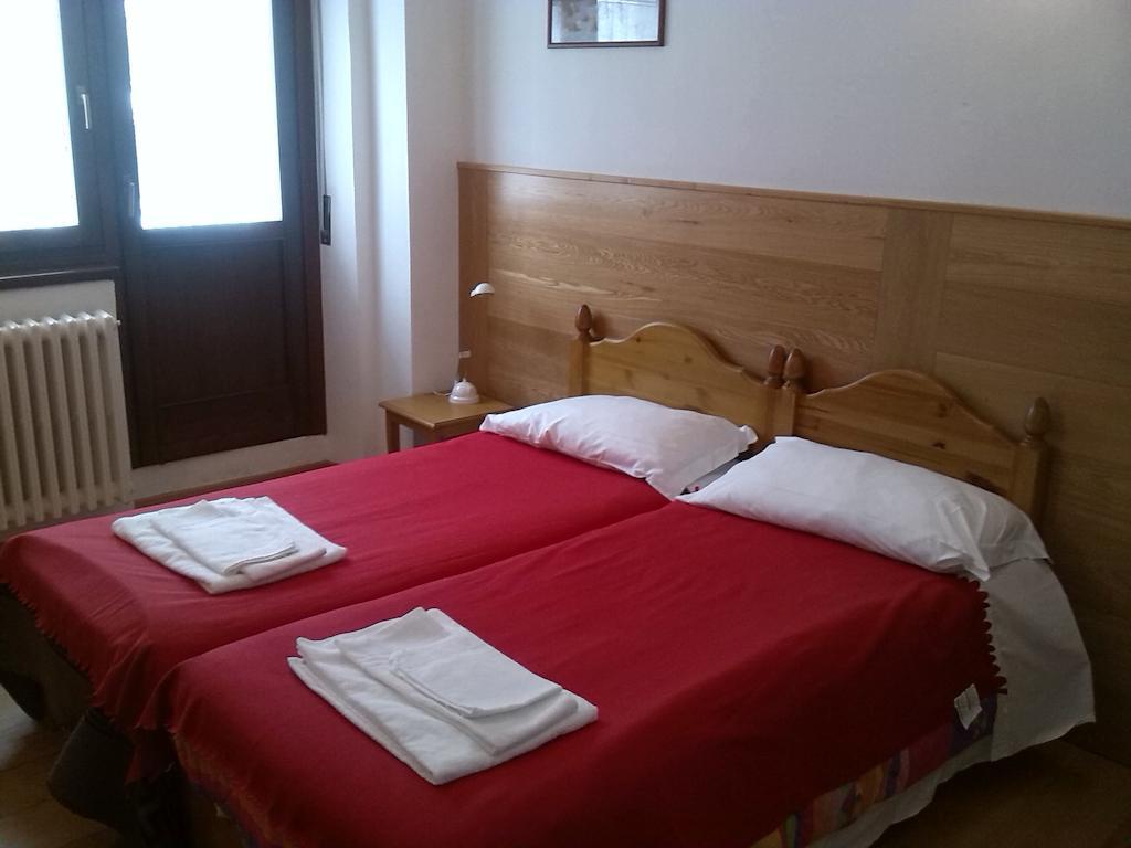 Hotel Casa San Francesco Bardonecchia Zimmer foto