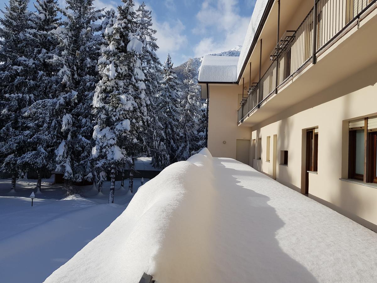 Hotel Casa San Francesco Bardonecchia Exterior foto